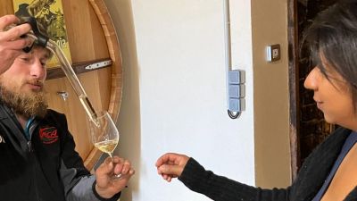 La Petite Empreinte and Light Reds for Spring and Summer!