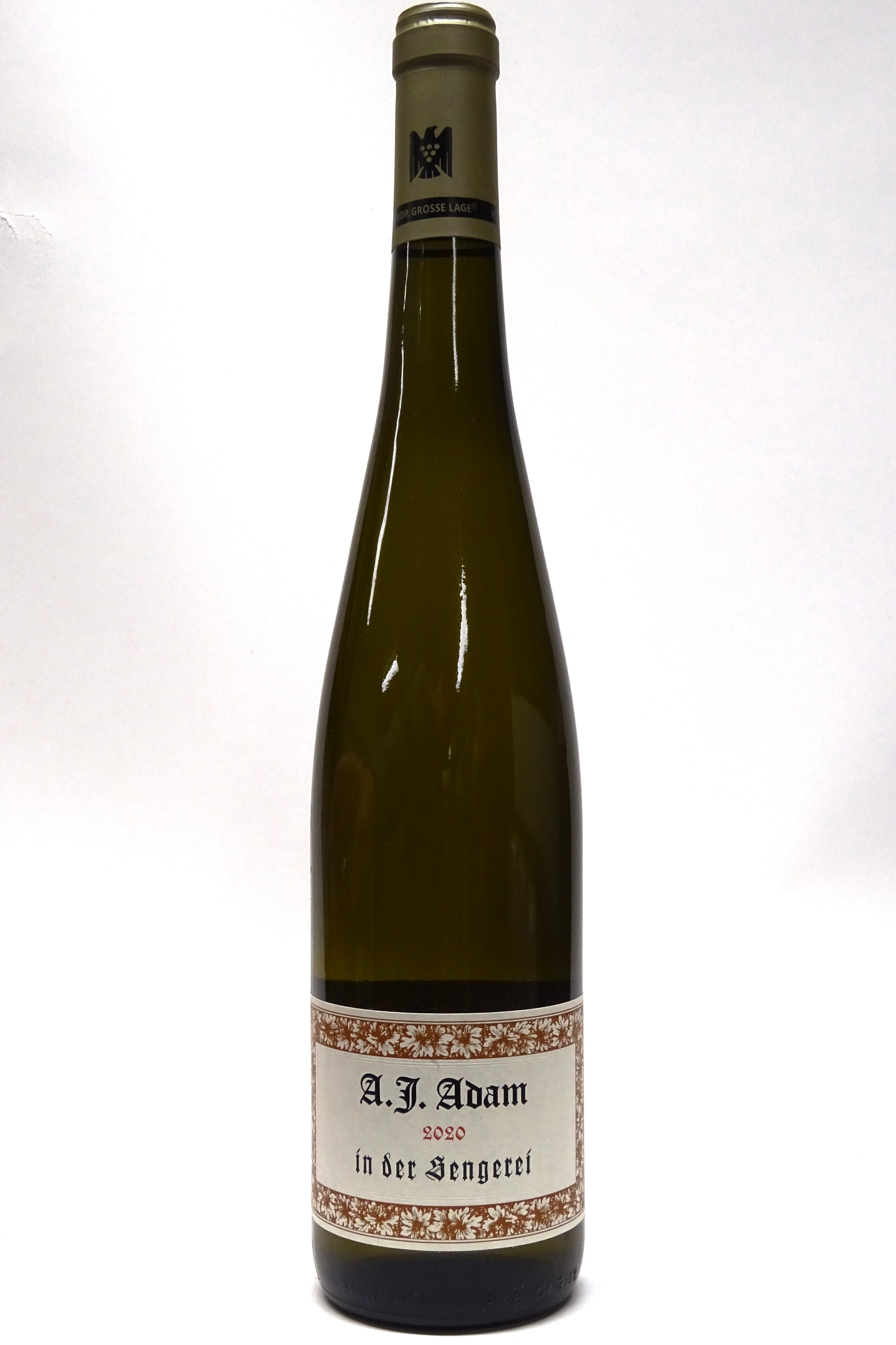 Adam, A.J. 2020 Hofberg Riesling in der Sengerei